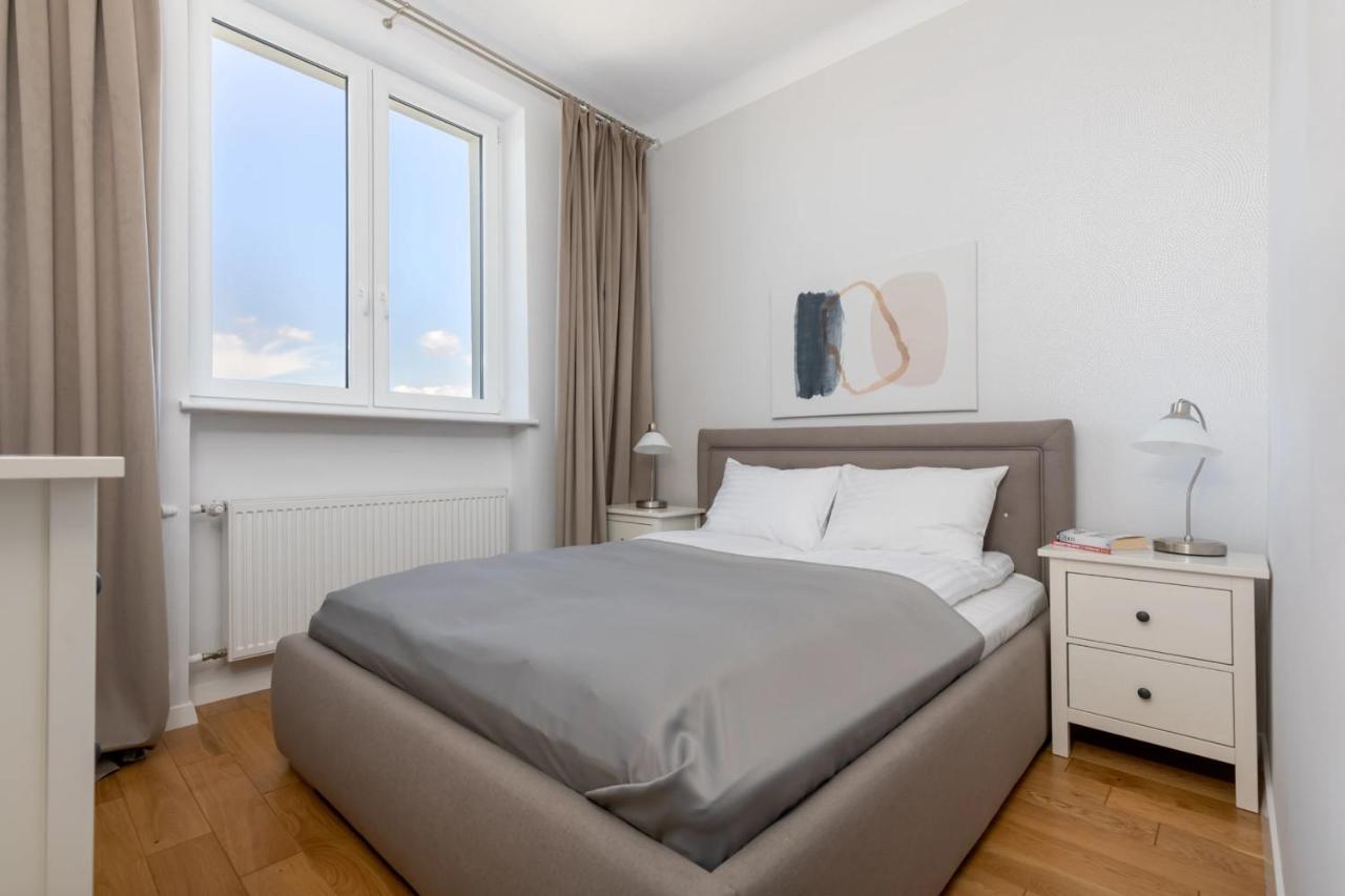 Przestronny Apartament Z Widokiem Na Miasto W Warszawie Warschau Exterior foto